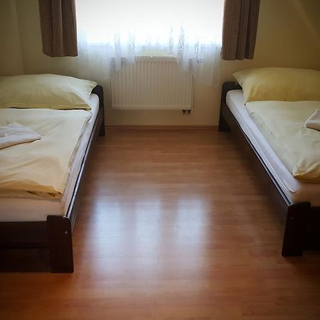 Harmony Hall Apartments Hradec Kralove Bagian luar foto